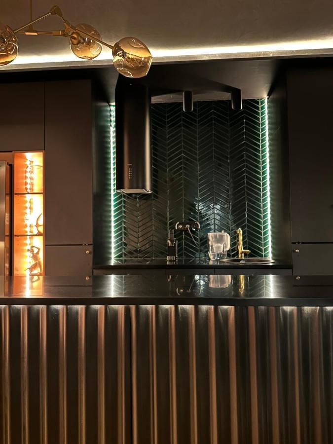 Skyline Elegance With Free Parking Apartmán *
