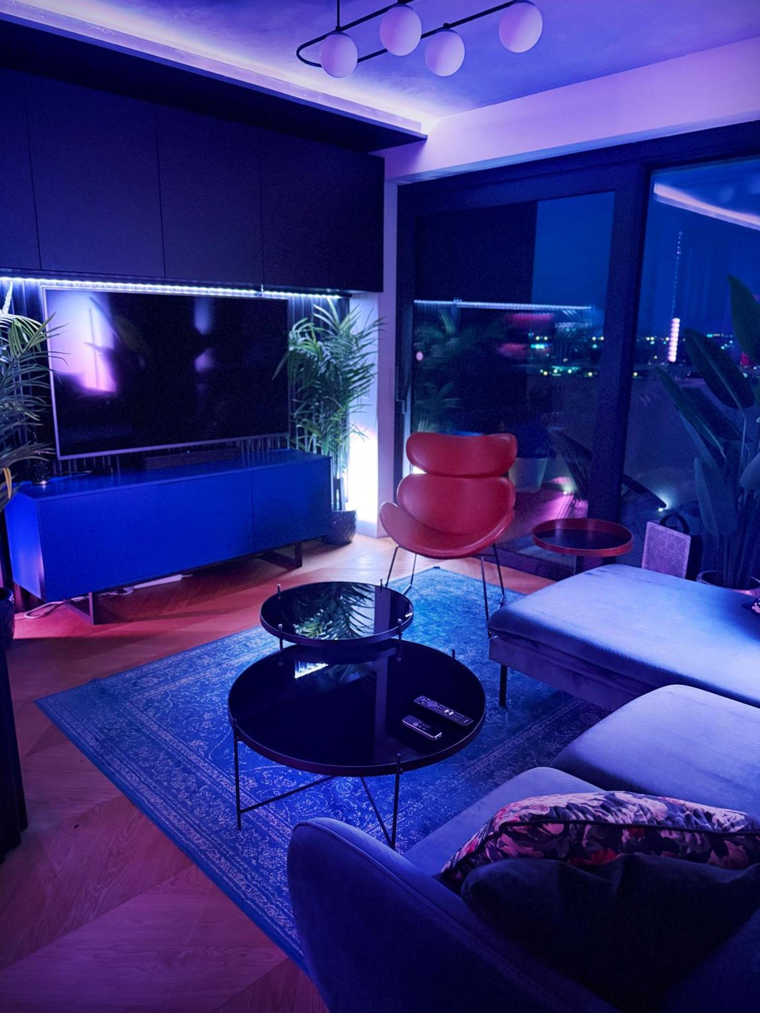 Apartment Skyline Elegance With Free Parking *
